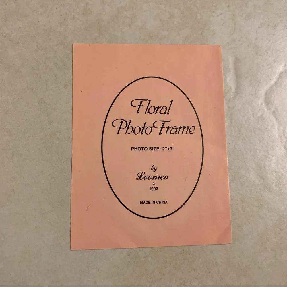 Free item: fabric picture frame #2